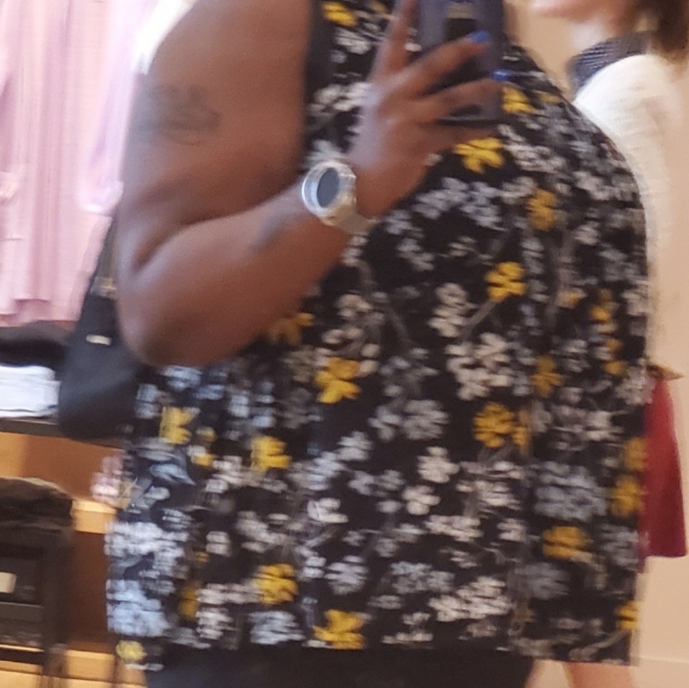 Lane bryant sleeveless shirt - Picture 4 of 4
